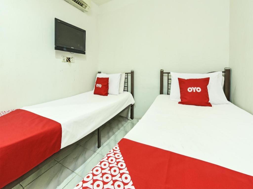 סרמבאן Oyo 90643 Gks Hotel מראה חיצוני תמונה