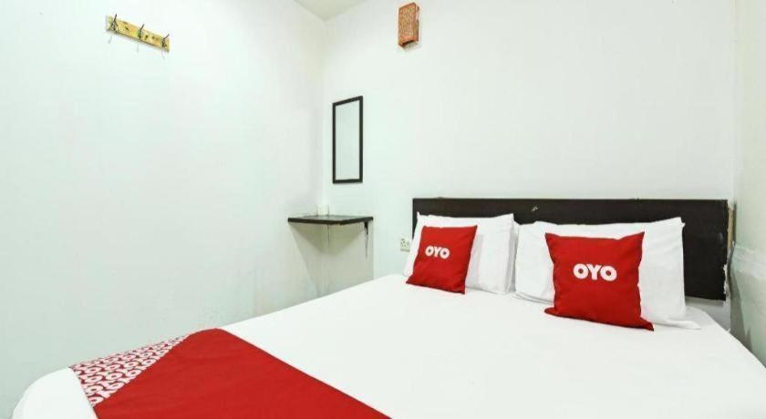 סרמבאן Oyo 90643 Gks Hotel מראה חיצוני תמונה